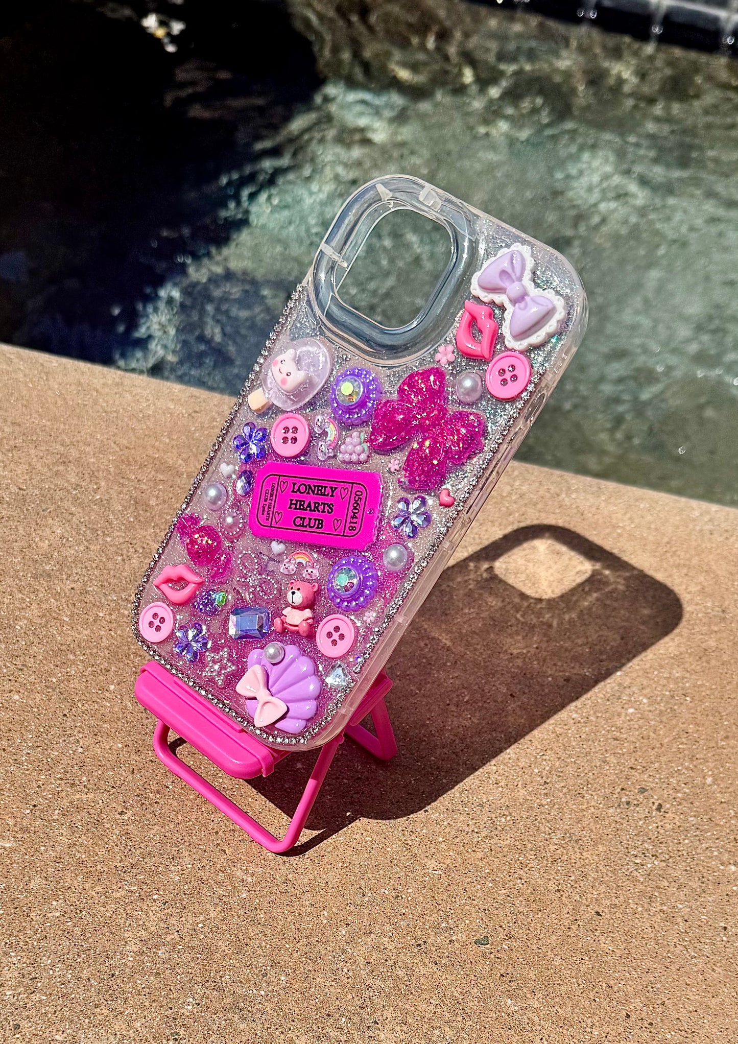 lonely hearts iPhone 14 pro max junk case